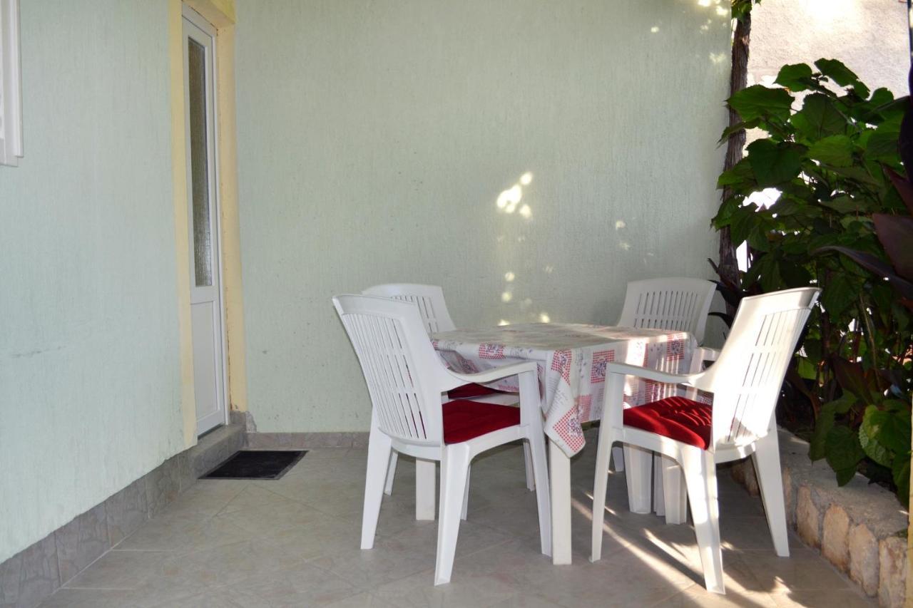 Family Friendly Apartments With A Swimming Pool Supetarska Draga - Donja, Rab - 2019 Exterior photo